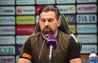 İlhan Palut: “Her puan çok değerli”