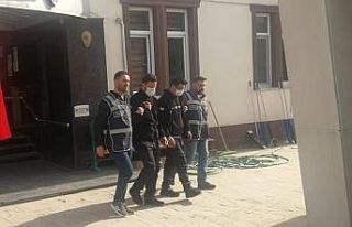 İnşaatlardan demir çalıyorlardı, bu kez suçüstü...