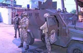 İstanbul’da sahte dolar basan çeteye operasyon