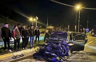 İYİ Partililer kazaya karıştı: 3 yaralı
