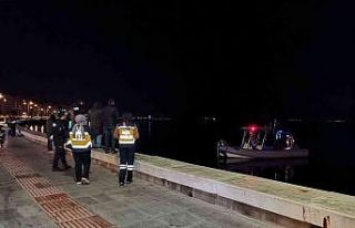 İzmir’de denizde erkek cesedi bulundu