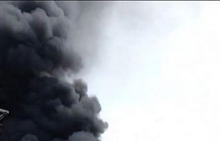 İzmir’de geri dönüşüm tesisinde yangın