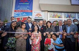 İzmir’de Roman Kültürü Araştırma Kütüphanesi...