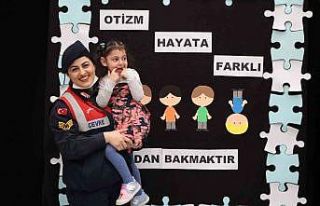 Jandarma otizmli çocuklarla bir araya geldi