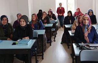 Kadınlara üreme sağlığı eğitimi verildi