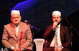 Kadir Gecesi’nde binlerce Küçükçekmeceli aynı...