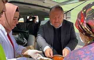Kadirli’de günde 5 bin kişiye sıcak yemek