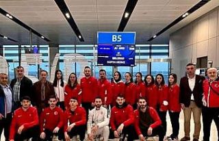 Kağıtsporlu karateciler madalyalarla döndü