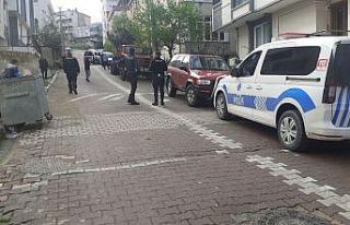 Kapısında bekleyip evinden çıkarken kurşun yağdırdılar