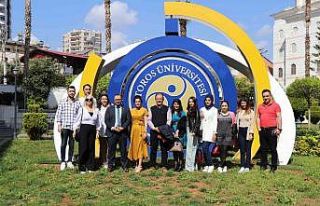 Kariyer Merkezi, yaz aylarında da gençlere yoğun...