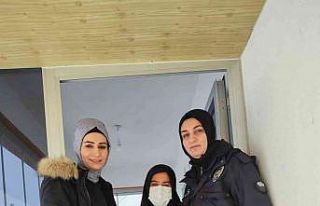 Karlıova’da polisler şehit ailelerini ziyaret...