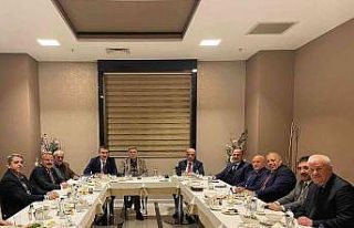 Kayısı bahçelerinde hasar tespit çalışmalarına...