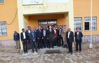 Kaymakam Demirer’den köy okullarına ziyaret