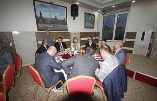 Kaymakam Özdemir yetim çocuklarla iftarda buluştu