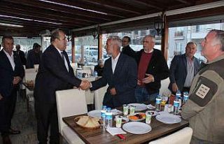 Kaymakam Ünal ve Başkan Şahin muhtarlarla iftarda...