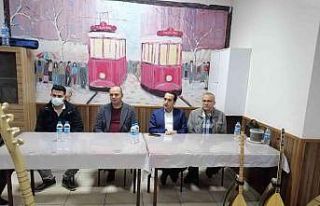 Kaymakam Uyar bağlama kursunu ziyaret etti