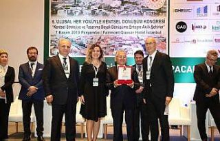 Kayseri Büyükşehir Belediyesi 3 yıla 20 ödül...