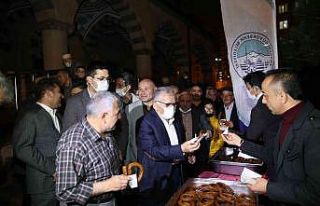 Kayserililer, Başkan Büyükkılıç’ı bağrına...