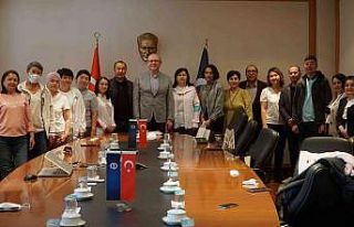Kazak akademisyenlerden Anadolu Üniversitesi’ne...