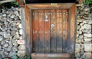 Kemaliye’de kapı tokmaklarının sırları
