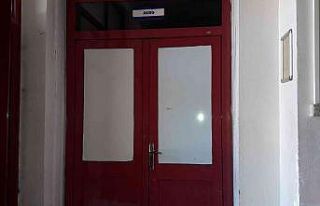 Kestiği ağacın altında hayatını kaybetti