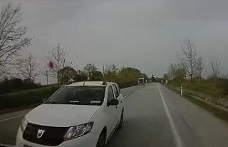 Kocaeli’deki feci kaza araç kamerasına yansıdı