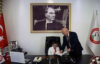 Koltuklar miniklere emanet edildi