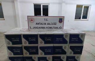 Kontrol noktasında durdurulan kamyondan 500 bin adet...