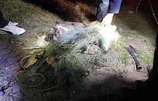 Konya’da baraj gölünde balık avlamak için serili...