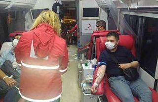 Korkuteli’nde Kadir Gecesi kan bağışı