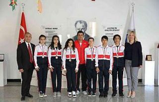 Kort tenisi bölge yarışmasında şampiyonlar SANKO’dan