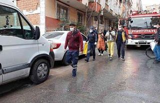 Küçükçekmece’de 5 kişilik aile, yangında dumandan...