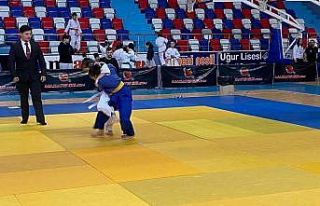 Küçükler Judo Grup Birinciliği müsabakaları...
