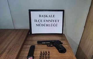 Kurumun çelik kasasında tabanca çalan şahıs yakalandı