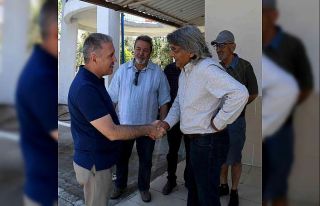 Kuşadası Belediyesi yöneticileri kenti karış...