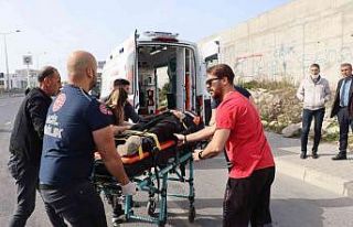 Kuşadası’nda trafik kazası: 2 yaralı