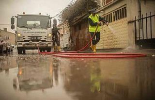 Kütahya’da cadde ve sokaklar yıkanıyor
