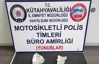 Kütahya’da iki şahsın üzerinde uyuşturucu bulundu