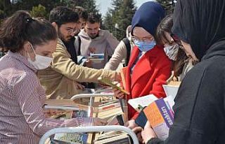 Kütüphaneler Haftası “Okumak Değiştirir”...