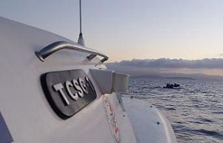 Lastik botla kaçarken yakalandılar