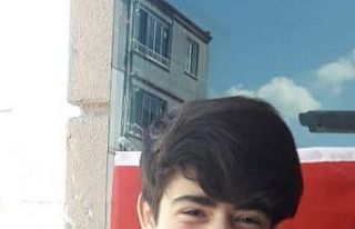 Lise öğrencisi genç yaşta kalbine yenik düştü