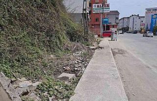 Mahalleye akan lağım vatandaşları isyan ettirdi