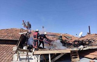 Malatya’da çatı yangını