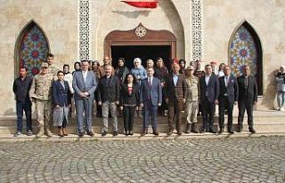 Malazgirt’te resim sergisi açıldı