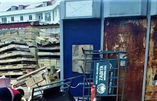 Maltepe’de sahada hem denetim hem temizlik ekipleri...