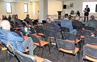 Manyaslı muhtarlara kadına yönelik şiddet ile...