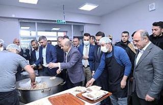Mardin Valisi Demirtaş: “Yaklaşık 900 bin aşı...