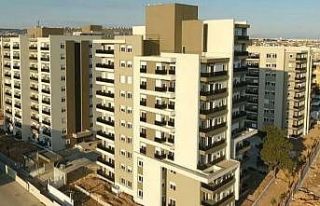 Mart ayında Antalya’da bin 434 yabancı uyruklu...