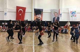 Melikgazi’de halk oyunları kursu ile yöresel kültür...