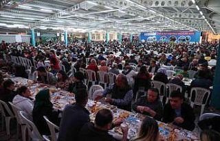 Merkezefendi’de iftar yemekleri devam ediyor